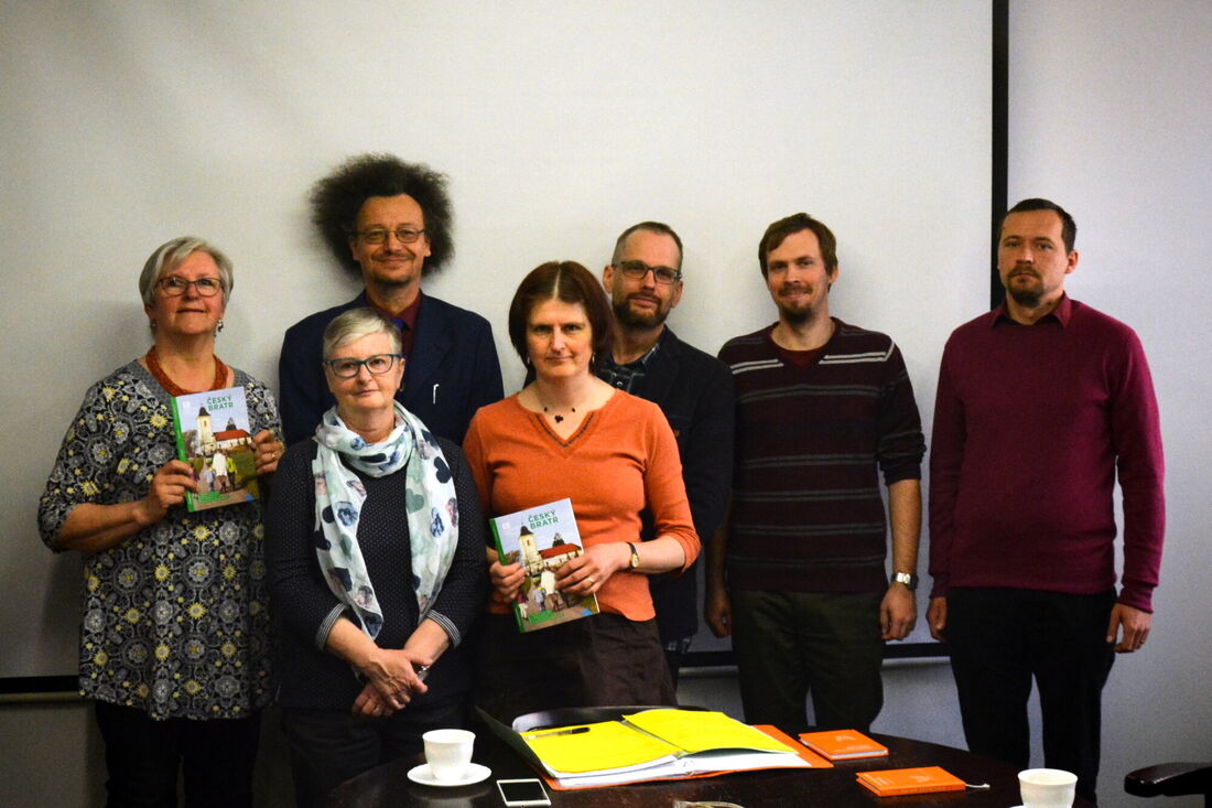 zleva-D_Ženatá-G_Fraňková_Malinová-J_Pechar-L_Ridzoňová-A_Šůra-J_Hofman-T_Pavelka-